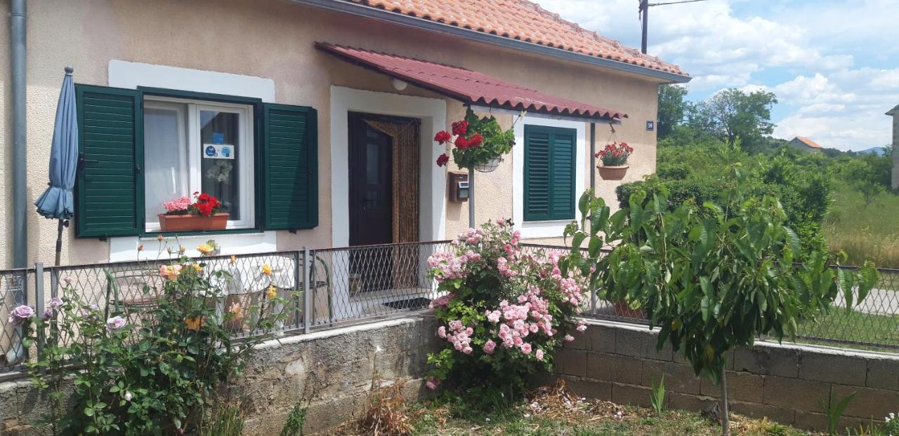 Holiday Home Goga Drniš Zewnętrze zdjęcie