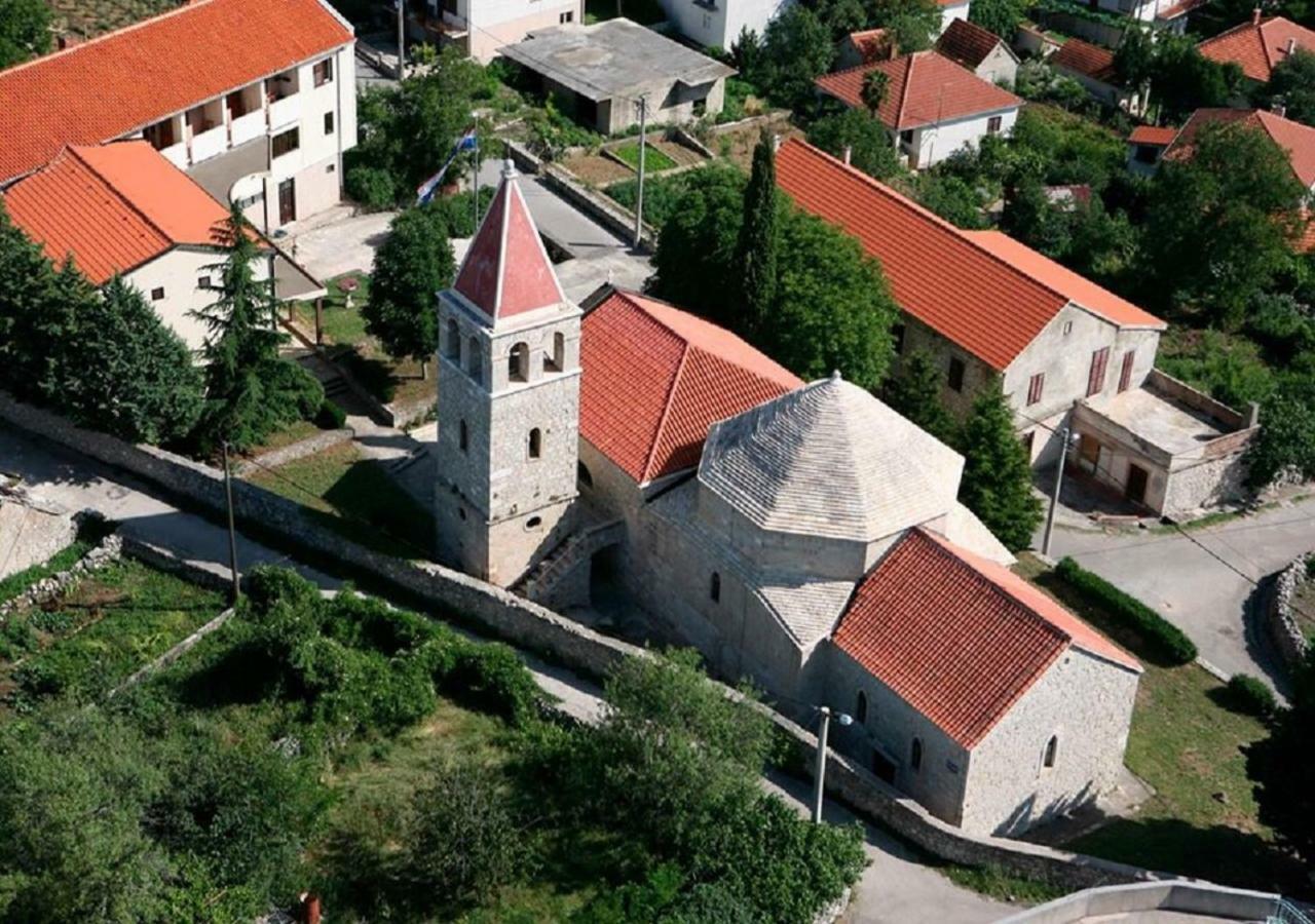 Holiday Home Goga Drniš Zewnętrze zdjęcie